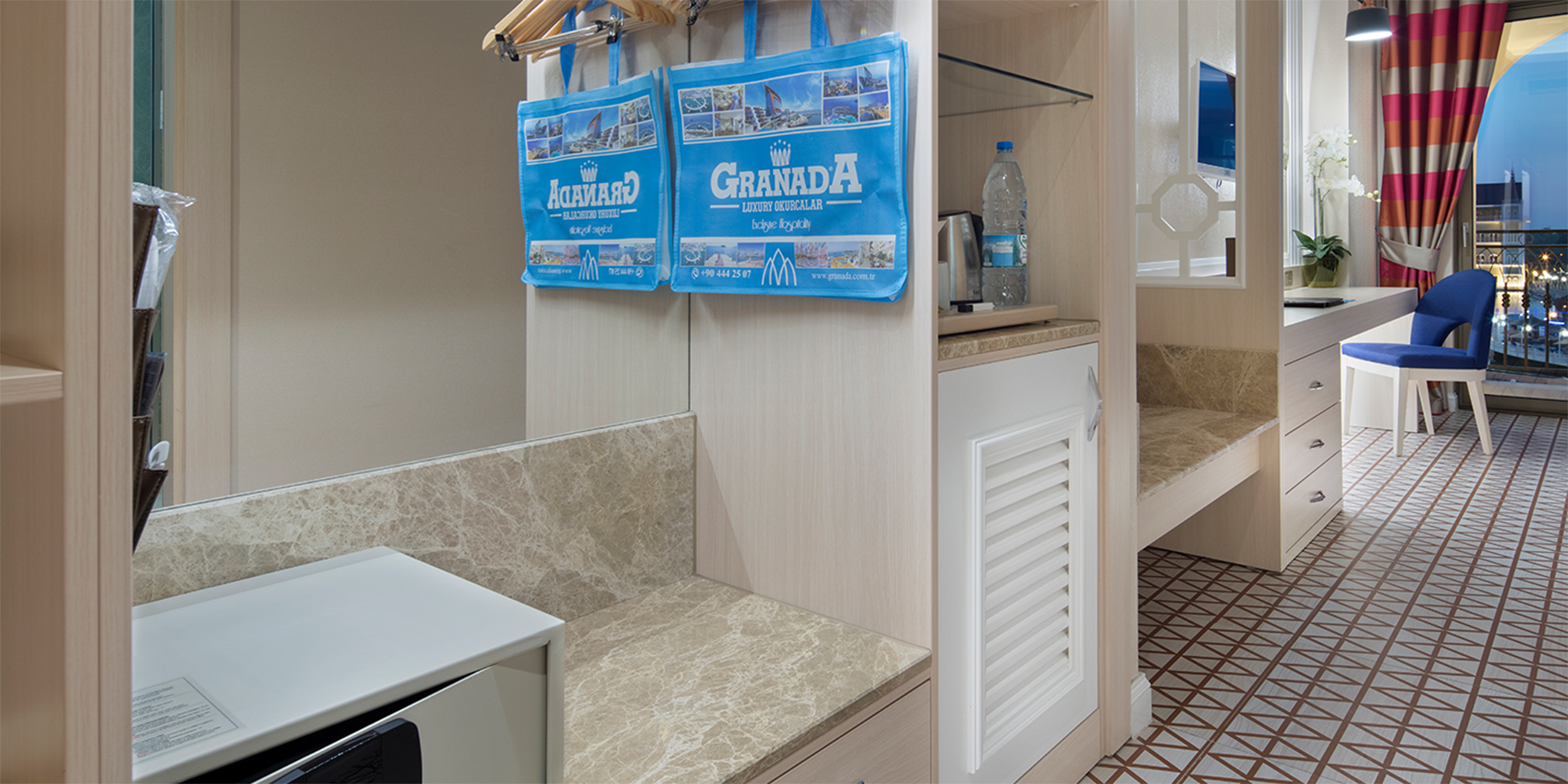 Standart Kara Manzaralı Oda - 3